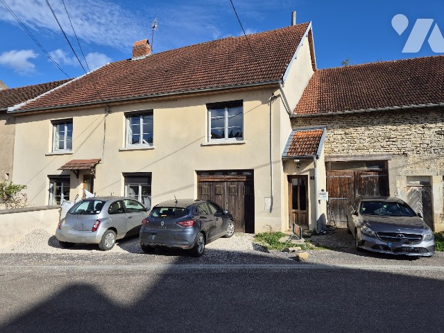 Immeuble 185m² — Vars