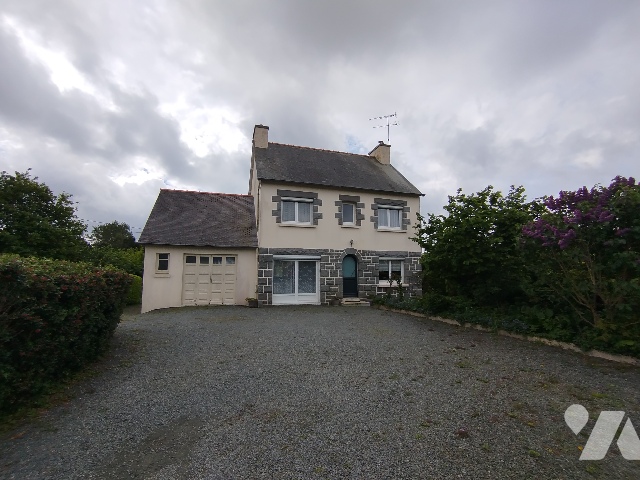 Maison 7 pièces 117 m² · à Plaintel · 117 m² · 170 000 €
