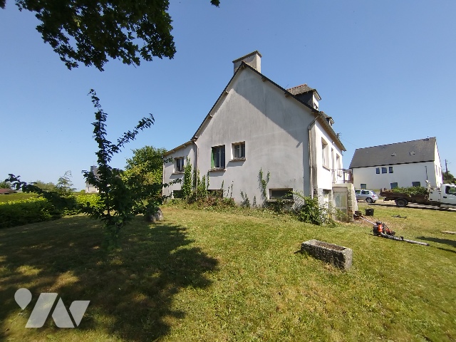 Maison 8 pièces 138 m² · à Plaintel · 138 m² · 180 000 €