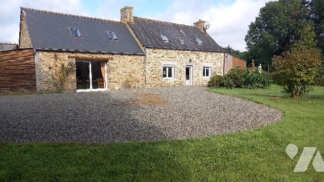 Maison 5 pièces 160 m² · à Plésidy · 160 m² · 200 000 €