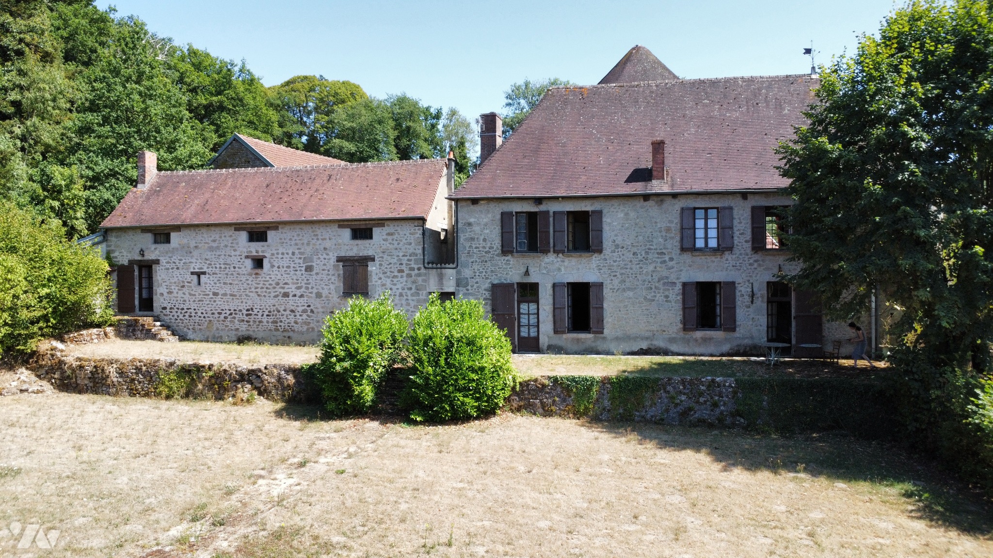 Maison 10 pièces 212 m² · à Saint-Amand · 212,3 m² · 300 000 €