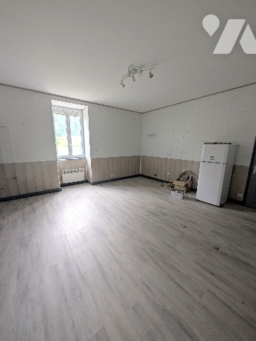 Sale - House/Villa - CLUCY - 110 m² - 5 rooms - 2025-1605