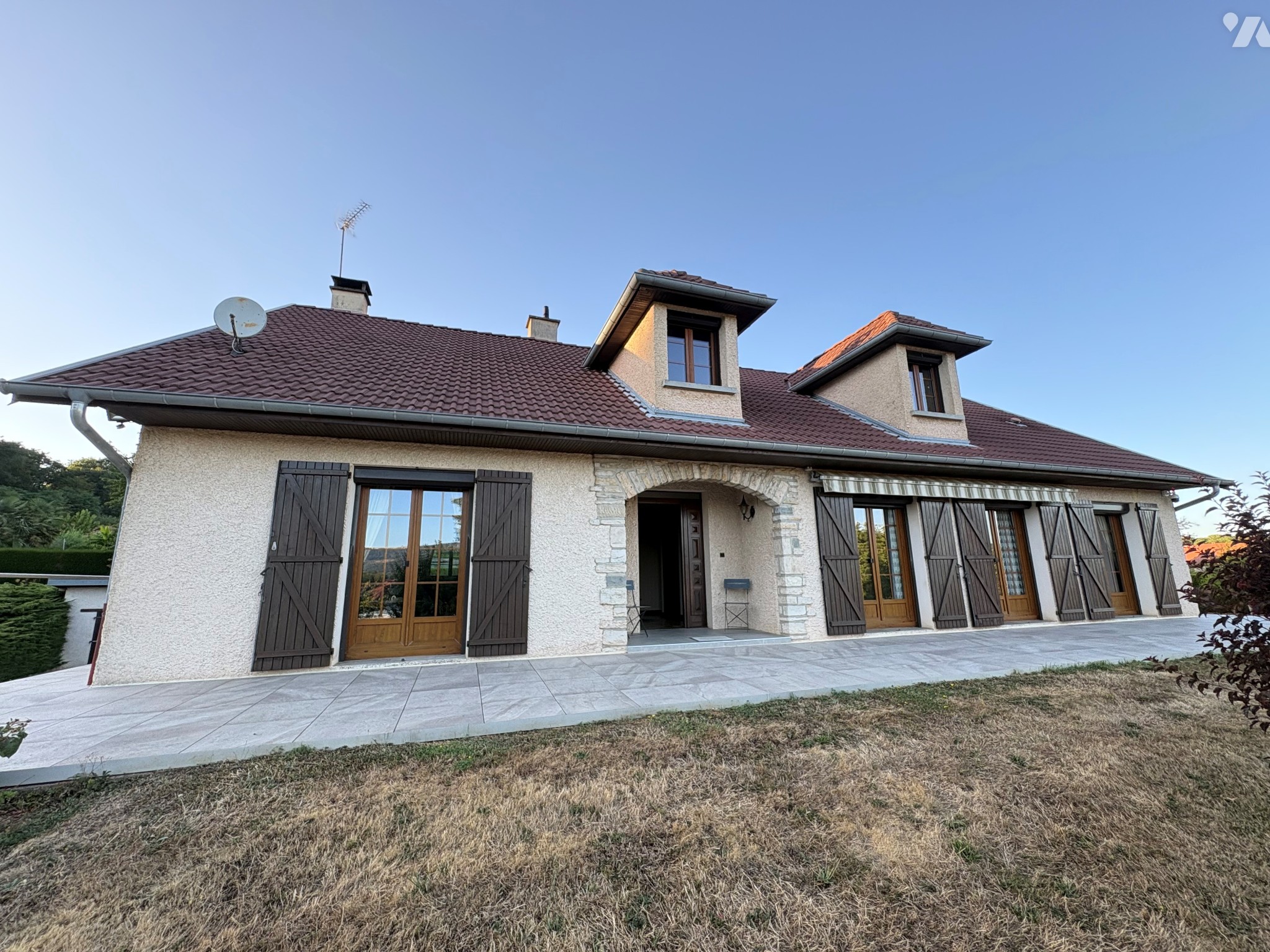 Maison 164m² — Rioz