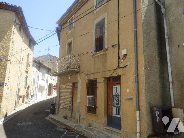 Maison 10 pièces 200 m² · à Valréas · 200 m² · 142 300 €