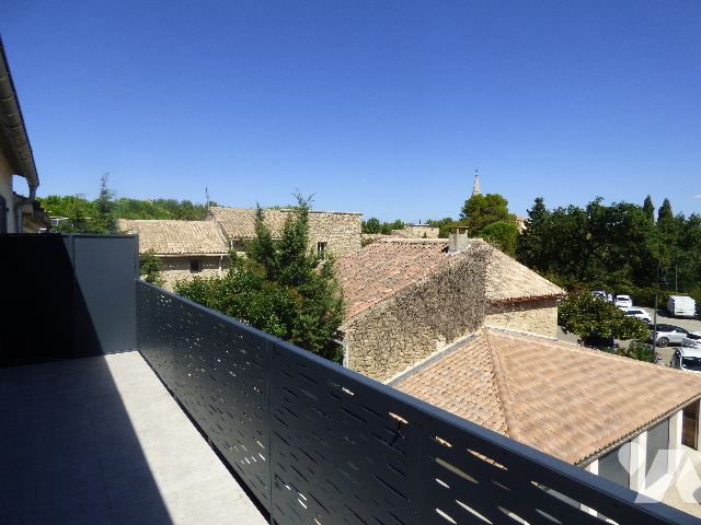 Appartement 6 pièces 135 m² · à Sainte-Cécile-les-Vignes · 135 m² · 287 500 €