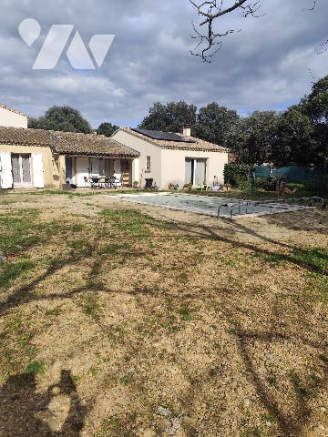Maison 5 pièces 125 m² · à Saint-Paul-Trois-Châteaux · 125 m² · 280 000 €