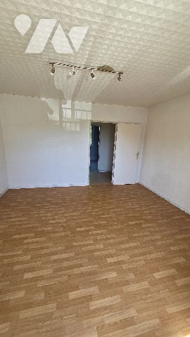 Appartement 3 pièces 57 m² · à Saint-Paul-Trois-Châteaux · 57,1 m² · 65 000 €