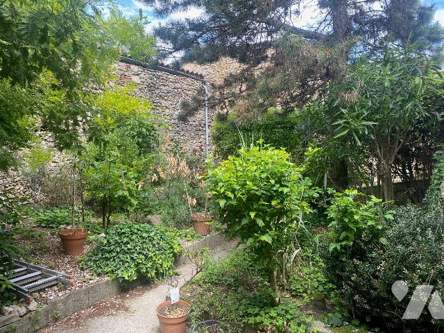 Maison 6 pièces 122 m² · à Loriol-sur-Drôme · 122 m² · 150 000 €