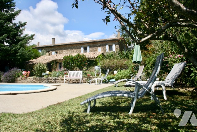 Maison 10 pièces 350 m² · à Chabrillan · 350 m² · 780 000 €