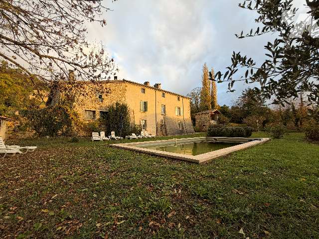 Maison 14 pièces 410 m² · à Baume-Cornillane · 410 m² · 860 000 €