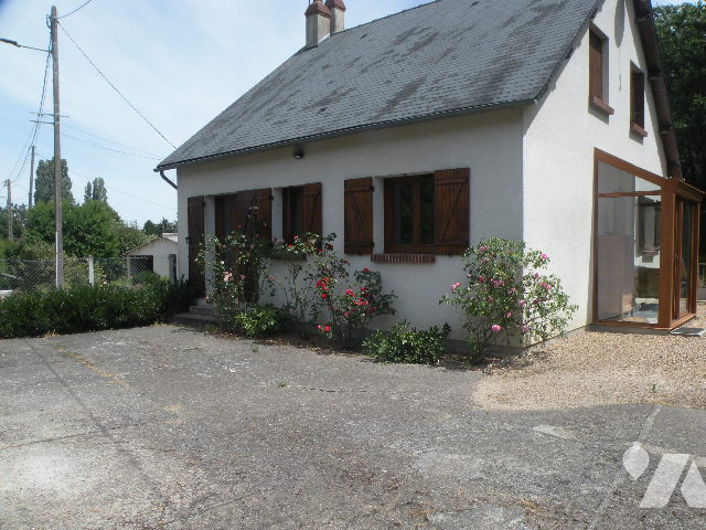 Maison 5 pièces 103 m² · à La Chapelle-du-Noyer · 103 m² · 160 000 €
