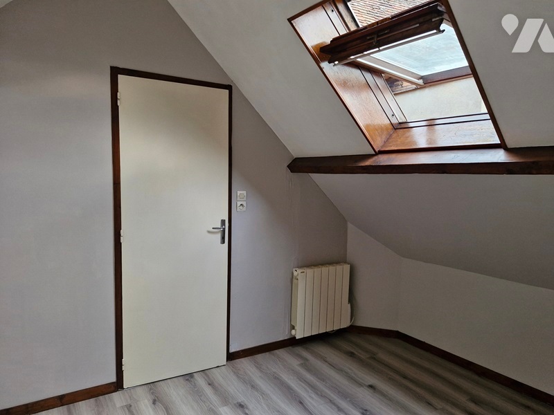 Appartement 1 pièce 18 m² · à Courville-sur-Eure · 18 m² · 345 €/mois