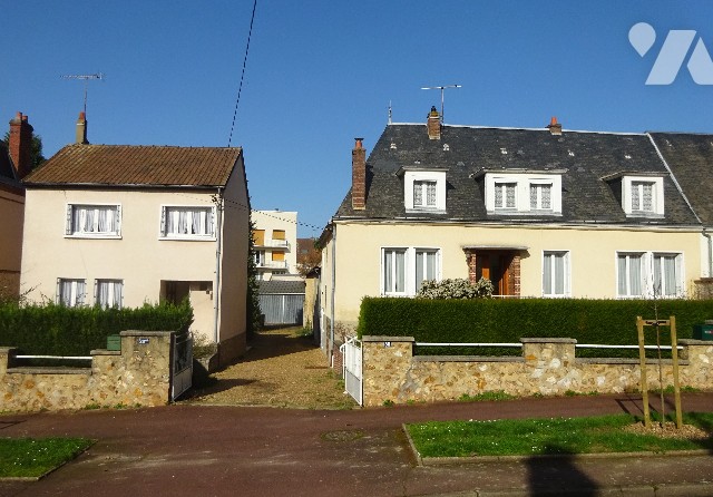 Maison 10 pièces 180 m² · à Nogent-le-Rotrou · 180,1 m² · 300 000 €