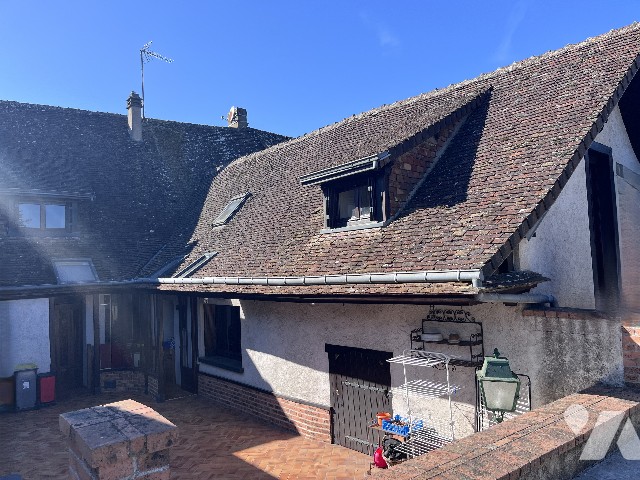 Maison 9 pièces 164 m² · à Bonneval · 164 m² · 274 300 €
