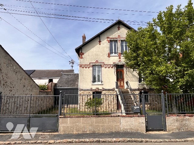 Maison 6 pièces 121 m² · à Bonneval · 121 m² · 143 775 €