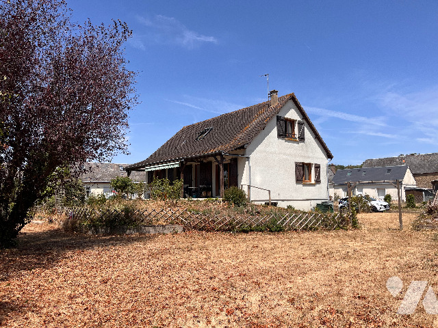 Maison 5 pièces 121 m² · à Alluyes · 120,5 m² · 165 075 €