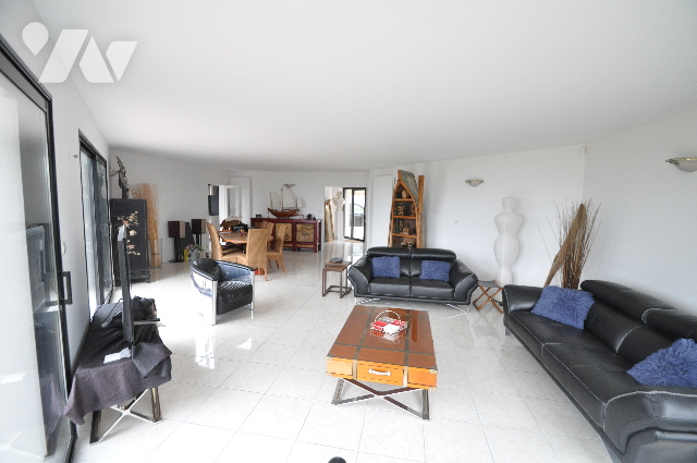 Vente - Maison / villa - LOCMARIA PLOUZANE - 178 m² - 6 pièces - CARI