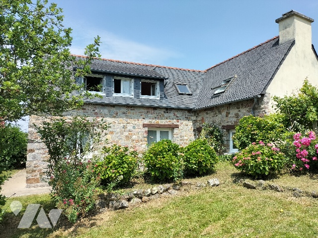 Vente - Maison / villa - CROZON - 135 m² - 8 pièces - A202500159