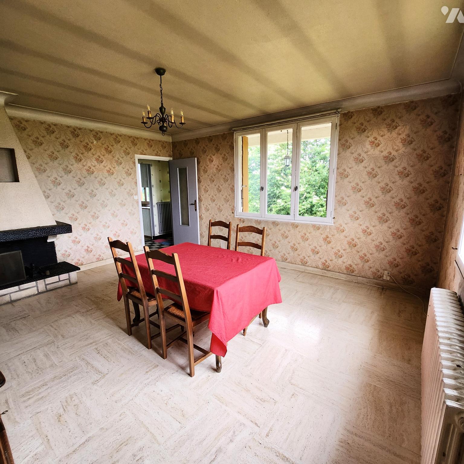 VENTE maison-ETRELLES (35)