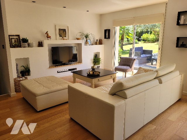 Maison 7 pièces 154 m² · à Crevin · 154 m² · 400 000 €