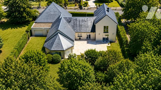 Maison 7 pièces 282 m² · à Montbazon · 282,2 m² · 650 000 €