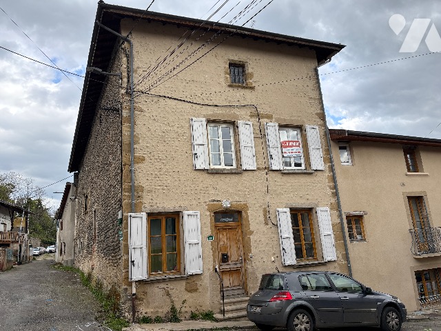 Immeuble 95 m² · à Beaurepaire · 95 m² · 95 000 €