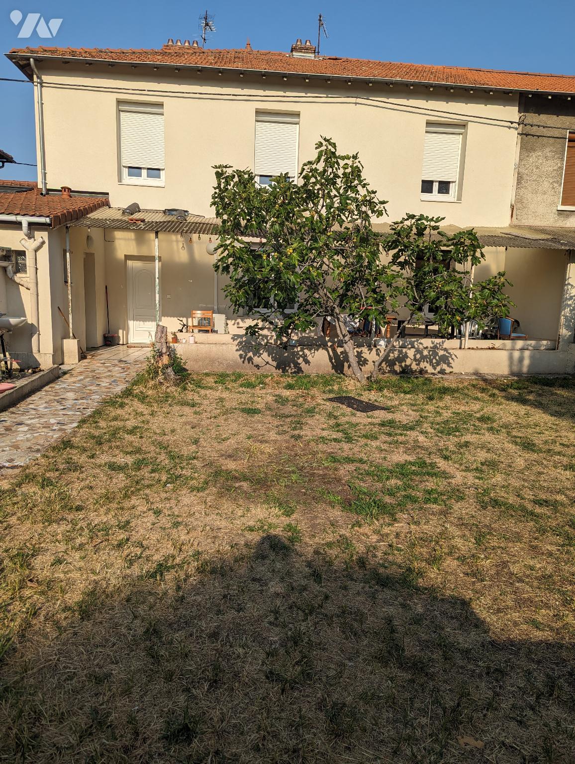 Maison 4 pièces 100 m² · à Roussillon · 100 m² · 199 000 €