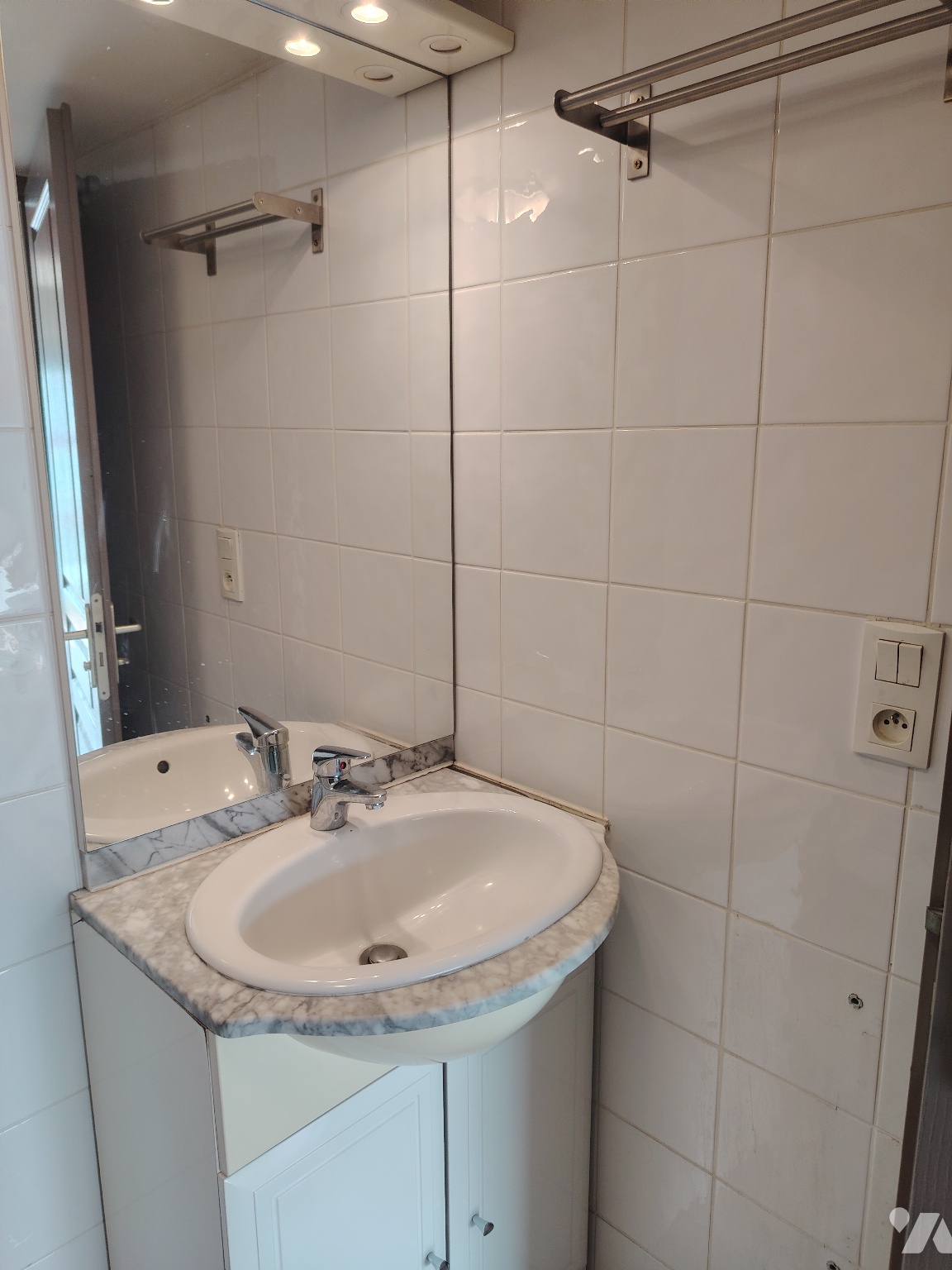LOCATION appartement-LA VERPILLIERE (38)