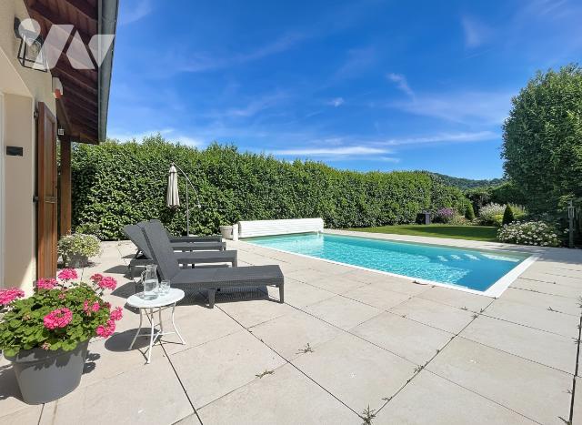 Maison 5 pièces 142 m² · à Jarrie · 142 m² · 558 000 €