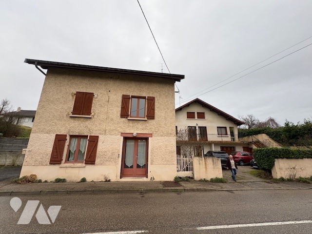 Maison 12 pièces 180 m² · à Artas · 180 m² · 285 000 €
