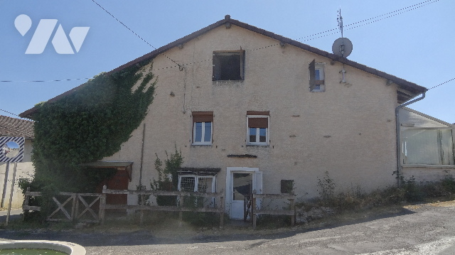 Maison 3 pièces 80 m² · à Marigna-sur-Valouse · 80 m² · 80 000 €