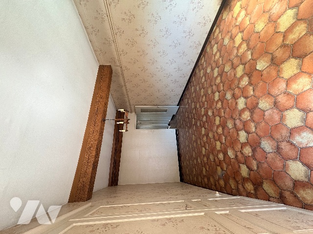 Maison 4 pièces 100 m² · à Poligny · 100 m² · 100 000 €