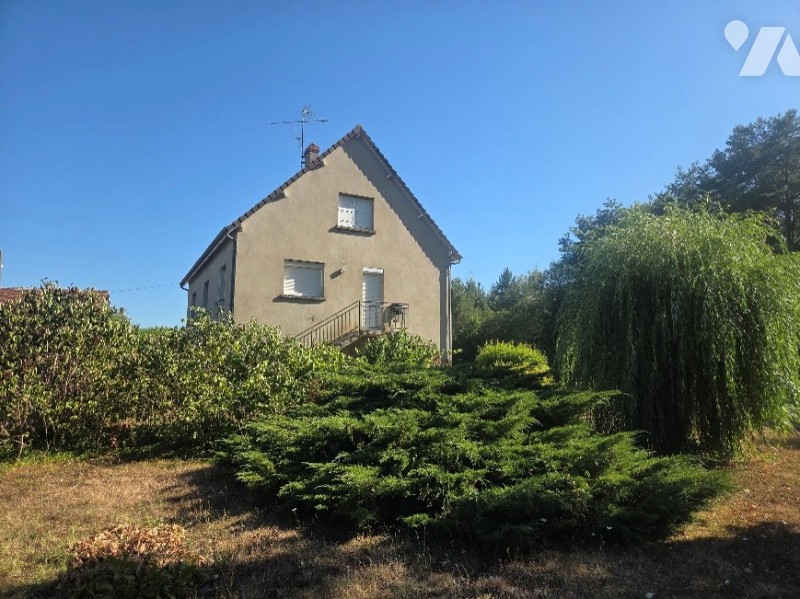 Maison 6 pièces 114 m² · à Mont-près-Chambord · 113,5 m² · 190 000 €