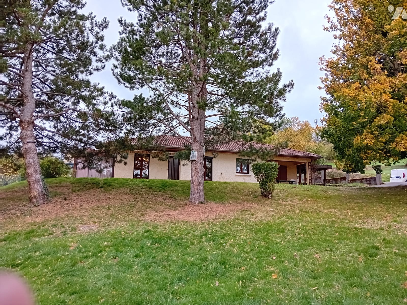 VENTE maison-ST PRIEST LA VETRE (42)