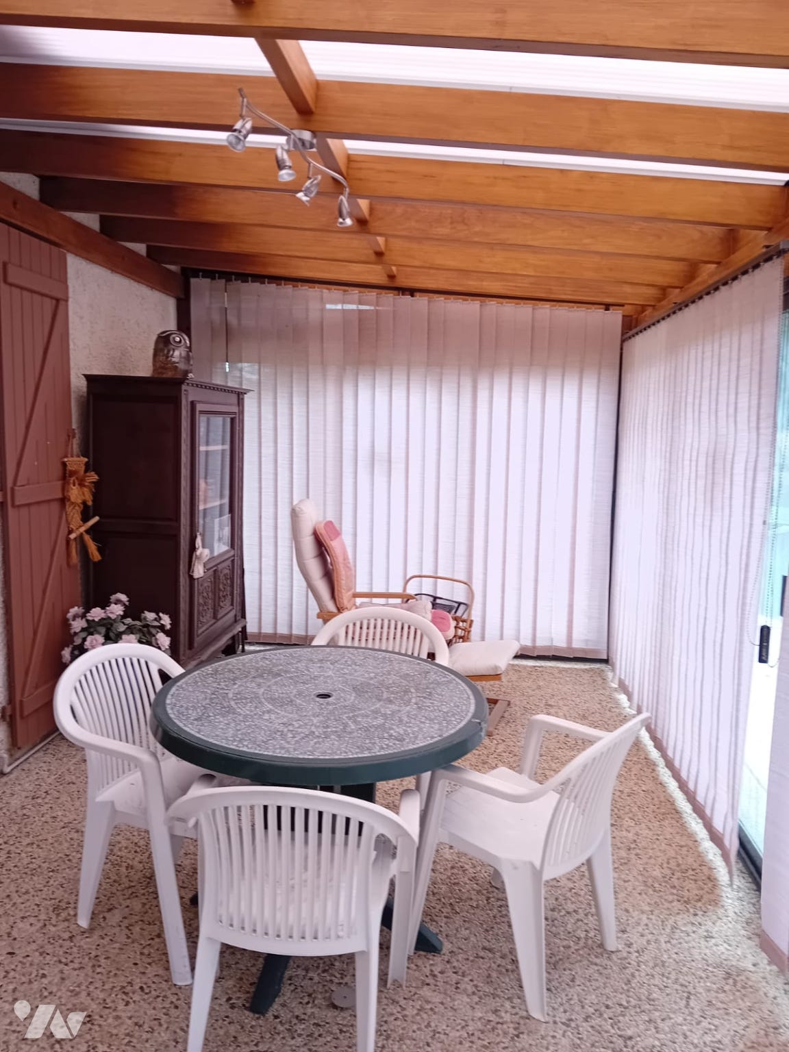 VENTE maison-ST PRIEST LA VETRE (42)