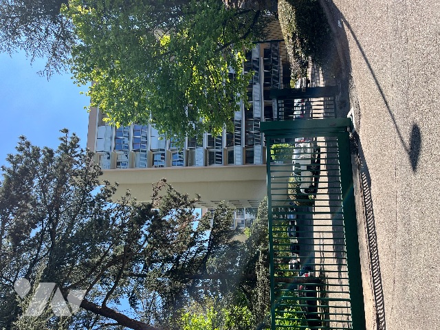 Appartement 5 pièces 101 m² · à Saint-Étienne · 101,5 m² · 155 000 €