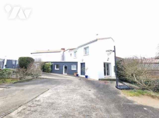 Maison 7 pièces 135 m² · à Saint-Julien-de-Concelles · 135 m² · 330 000 €