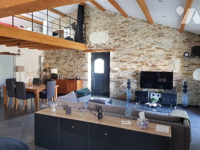 Vente - Maison / villa - LA CHAPELLE HEULIN - 123 m² - 4 pièces - 042025-SN17