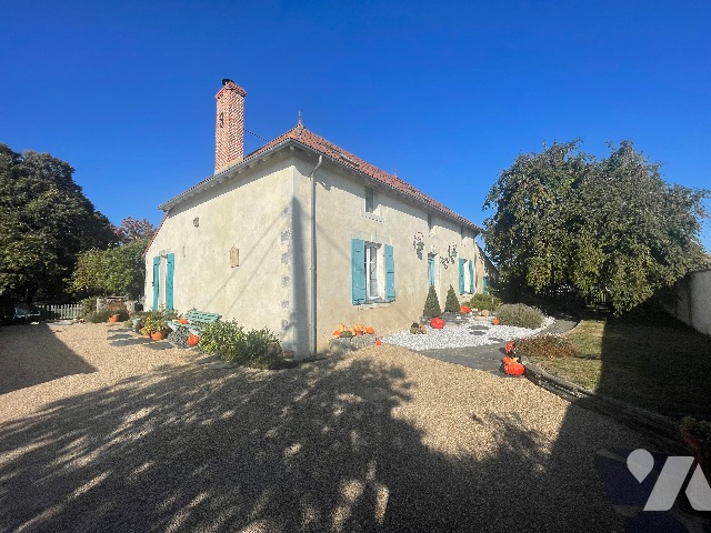 Vente - Maison / villa - ST FLORENT LE VIEIL - 146 m² - 6 pièces - CO27102025
