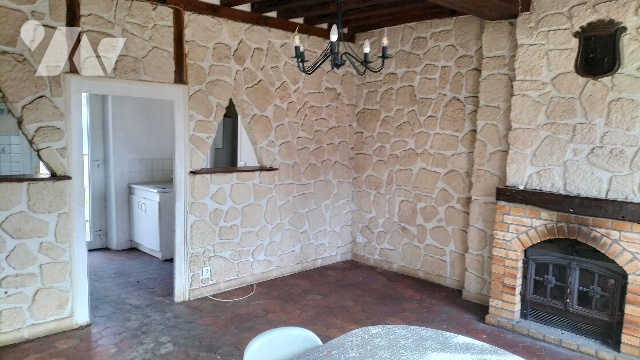 Vente - Maison / villa - COURTENAY - 51,8 m² - 7 pièces - DG 328