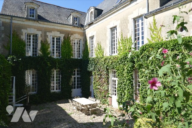 Vente - Maison / villa - BAUGE EN ANJOU - 292,45 m² - 6 pièces - 1008930A