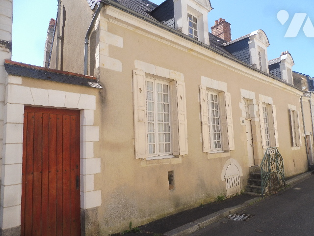 Maison 7 pièces 143 m² · à Baugé-en-Anjou · 143,1 m² · 195 000 €