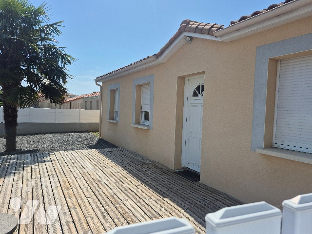 Maison 4 pièces 99 m² · à Montrevault-sur-Èvre · 99 m² · 195 000 €
