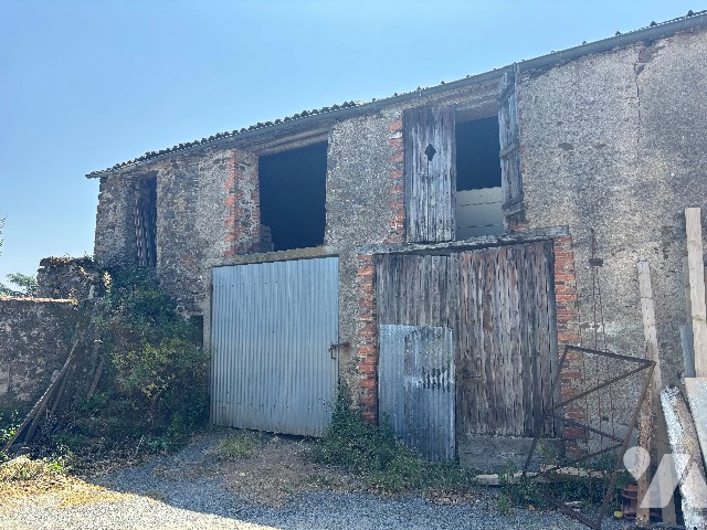 Vente - Bien agricole - CHAUDRON EN MAUGES - 412 m² - R202517