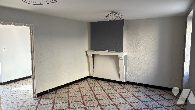 Vente - Maison / villa - ST LAURENT DU MOTTAY - 78,16 m² - 5 pièces - 2025-033