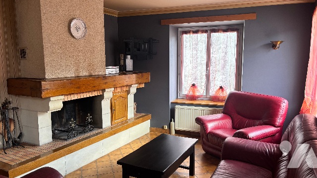 Vente - Maison / villa - MONTJEAN SUR LOIRE - 100 m² - 7 pièces - 2025034