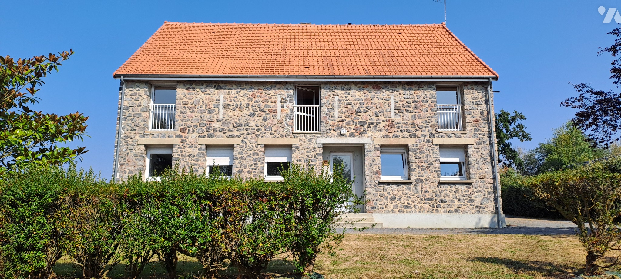 Maison 6 pièces 222 m² · à Amigny · 222 m² · 230 000 €