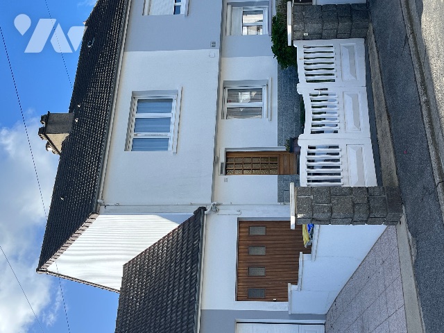 Maison 5 pièces 93 m² · à Cherbourg-en-Cotentin · 92,5 m² · 235 000 €