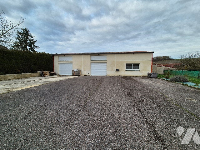 Immeuble 250m² — Beaunay