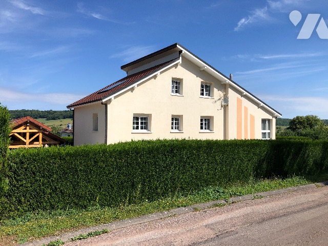 Maison 7 pièces 267 m² · à Bourmont-Entre-Meuse-Et-Mouzon · 267,2 m² · 169 200 €